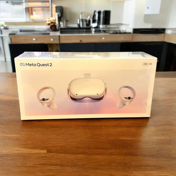 Meta Quest 2: All-In-One Wireless VR Headset - 256GB - Brand New Sealed - Picture 2 of 14